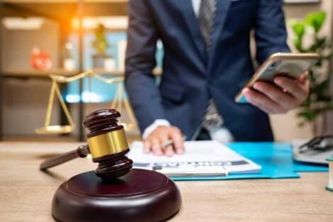 Precisa de advogado para fazer contrato de compra e venda?